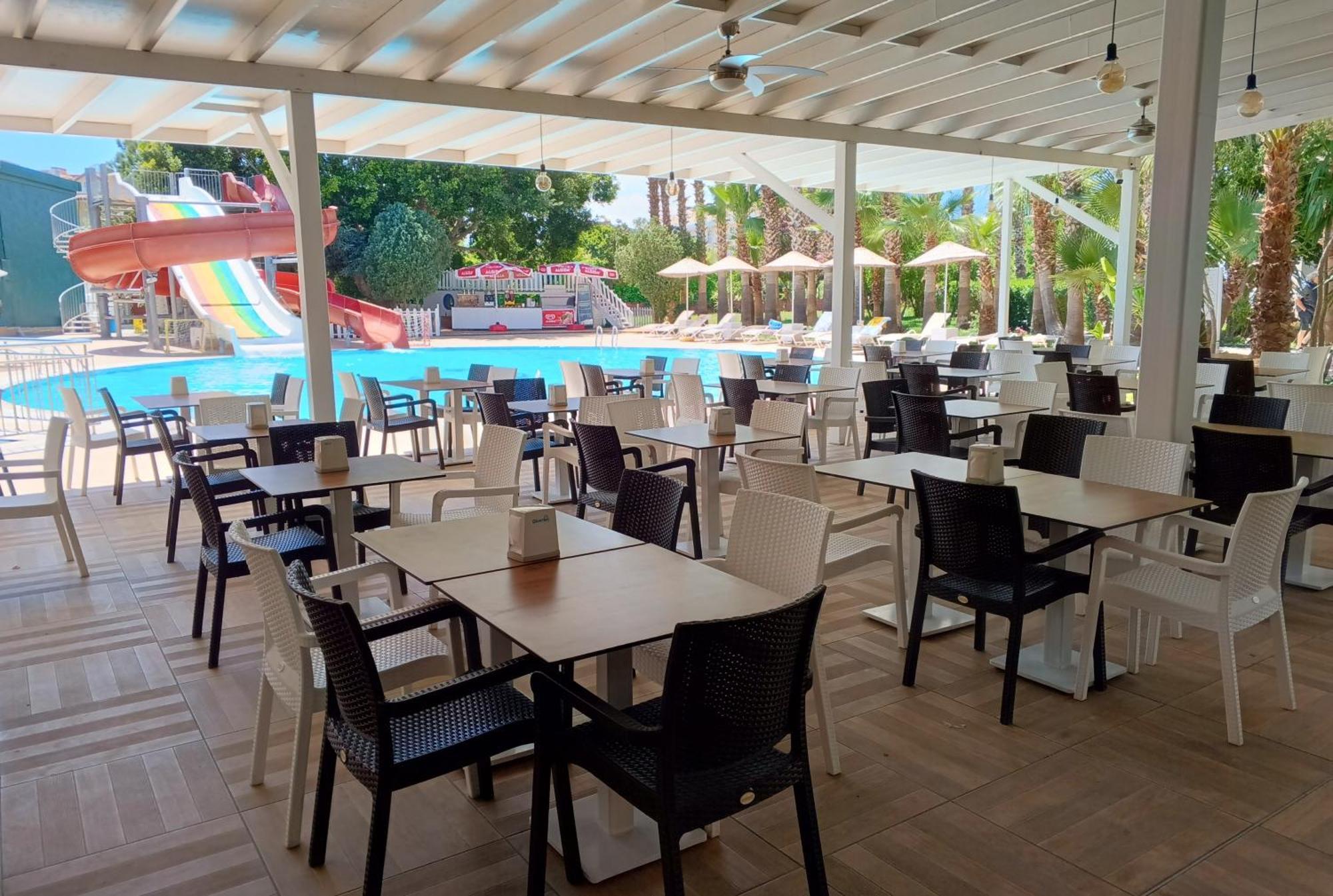 Uk Hotel Kiris Antalya Bagian luar foto