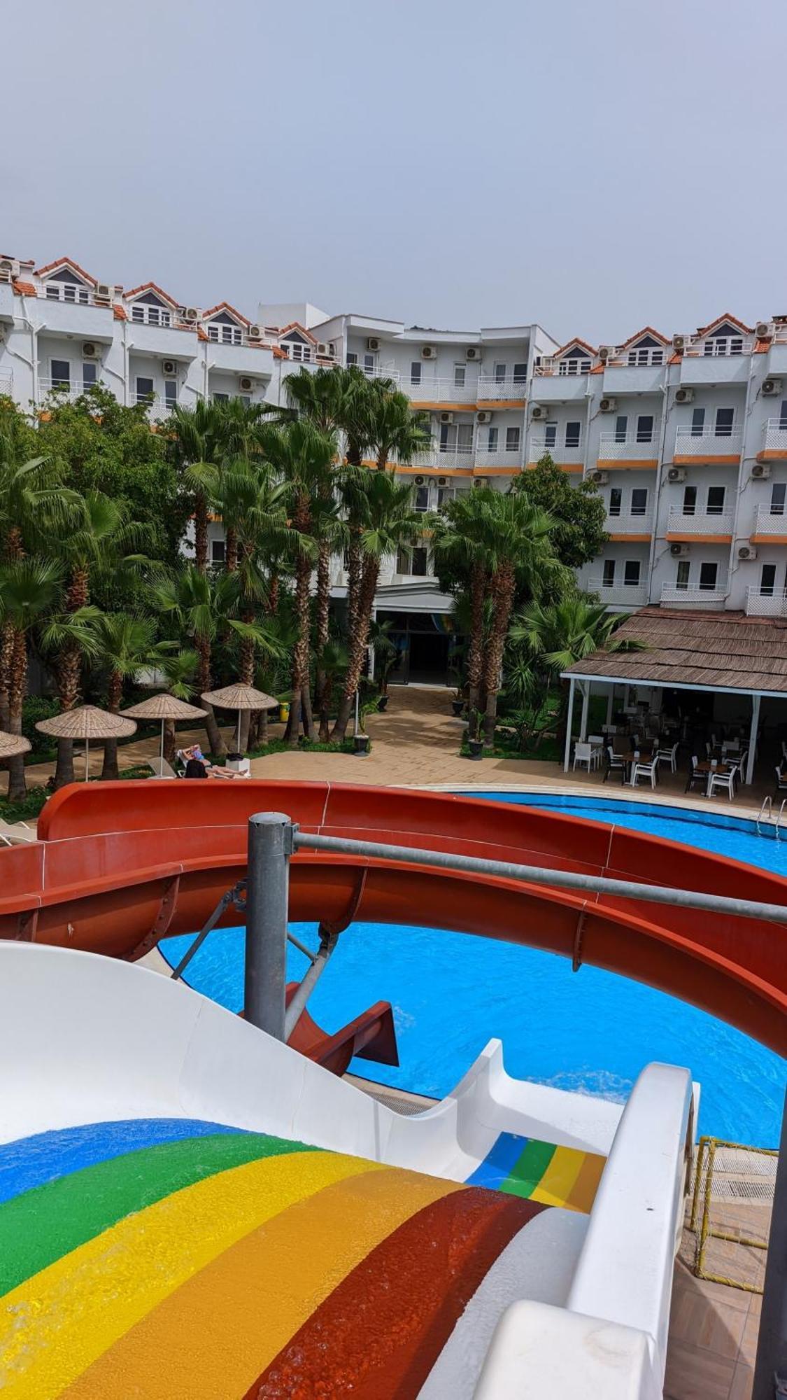 Uk Hotel Kiris Antalya Bagian luar foto