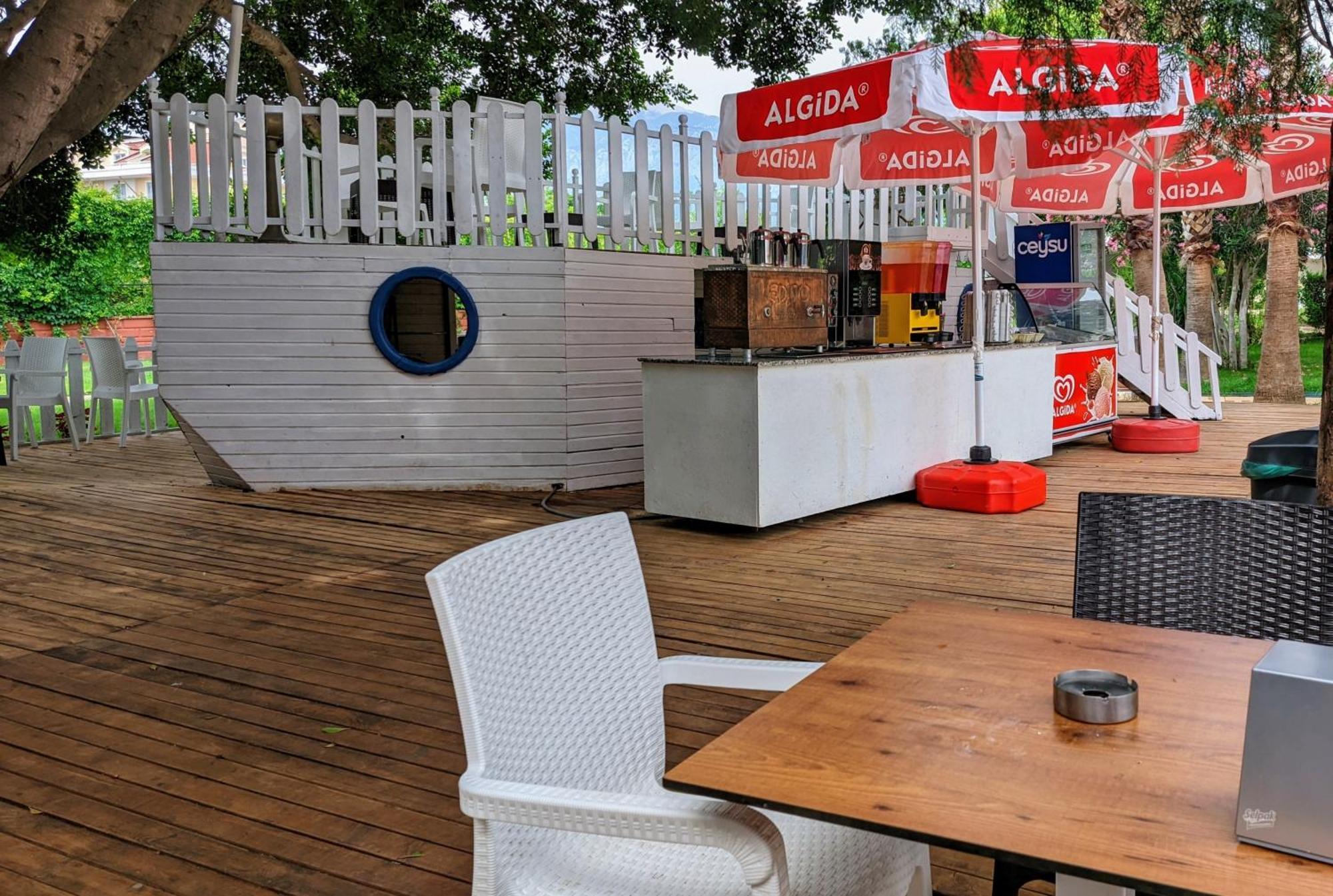 Uk Hotel Kiris Antalya Bagian luar foto