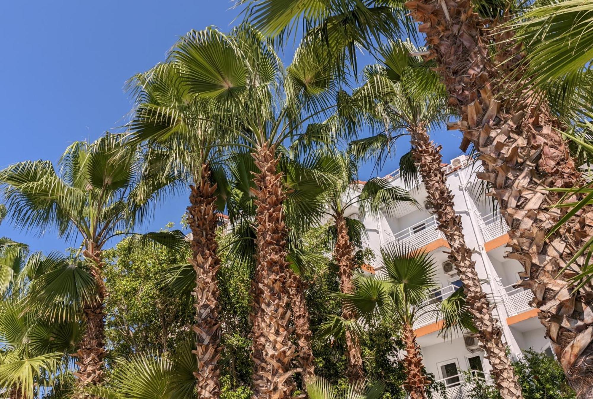 Uk Hotel Kiris Antalya Bagian luar foto