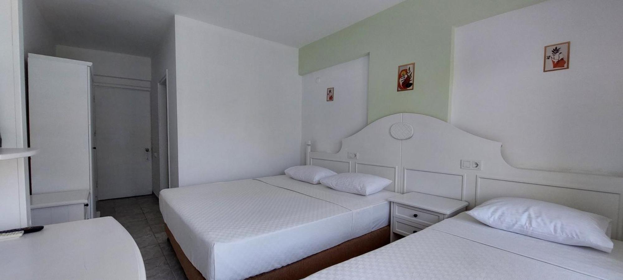 Uk Hotel Kiris Antalya Bagian luar foto
