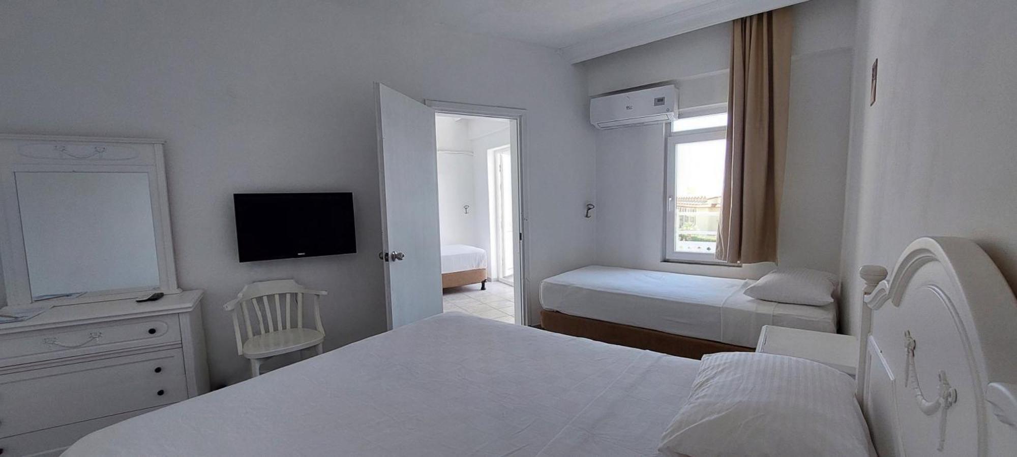Uk Hotel Kiris Antalya Bagian luar foto
